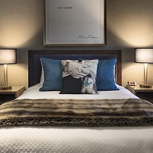Zimmer mit Queensize-Bett